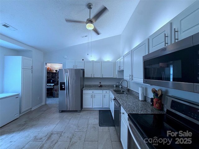 6007 Crosswood Ct, Charlotte, NC 28215 - photo 9