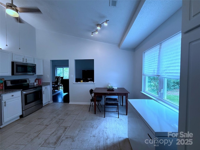 6007 Crosswood Ct, Charlotte, NC 28215 - photo 10