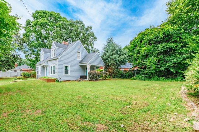 904 Venus St, Kannapolis, NC 28083 - back of property with a chimney