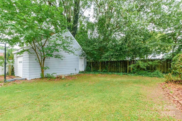 904 Venus St, Kannapolis, NC 28083 - view of yard featuring a garage and an outdoor structure