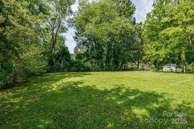 1801 Teddington Dr, Charlotte, NC 28214 - view of green lawn