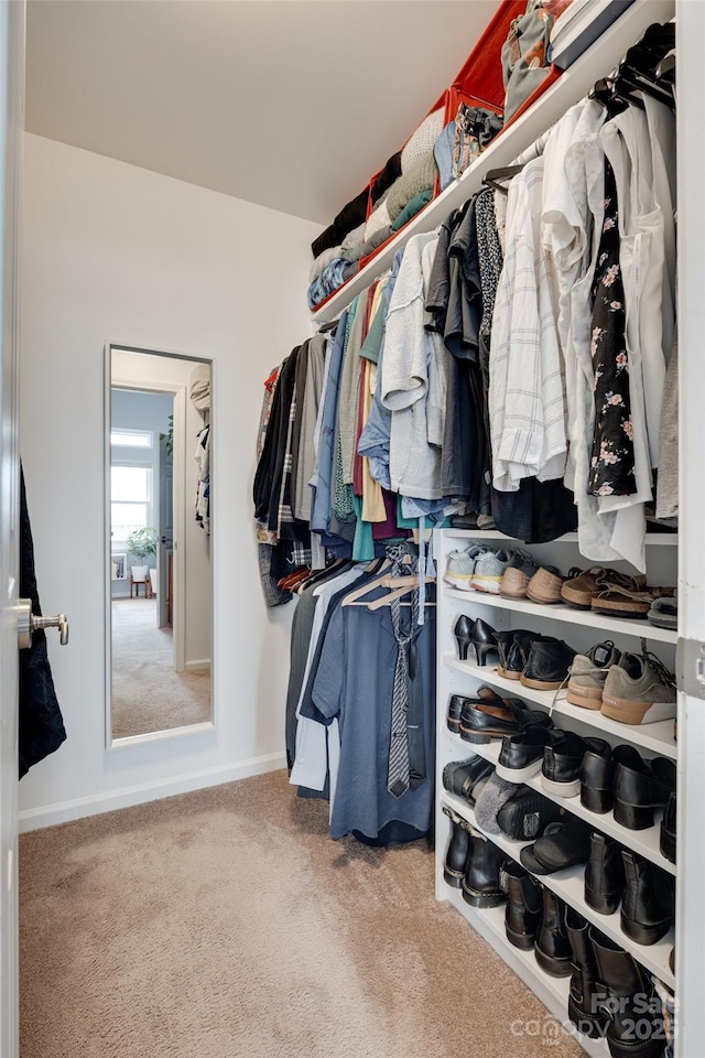 11615 Chadburn Ln, Charlotte, NC 28215 - walk in closet featuring carpet