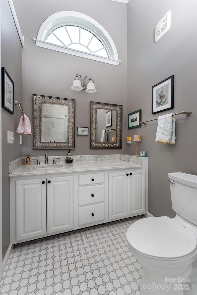 330 Stonehollow Rd, Fletcher, NC 28732 - bathroom with double vanity