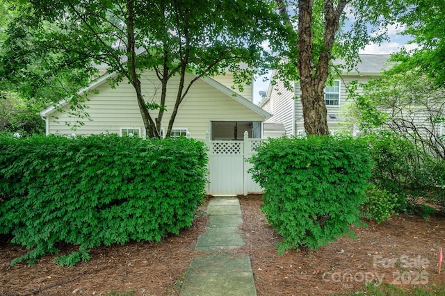 4703 David Cox Rd, Charlotte, NC 28269 - view of yard