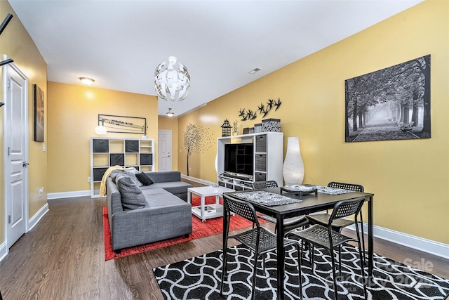 460 Clouds Way, Rock Hill, SC 29732 - living area featuring wood finished floors and a chandelier