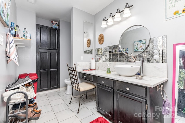 2133 Highland View Ln, Charlotte, NC 28214 - bathroom featuring toilet and vanity