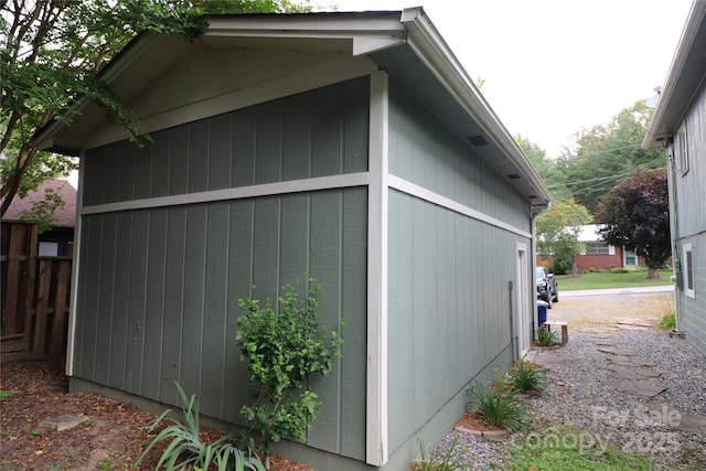 9 Oakland St, Weaverville, NC 28787 - view of side of home with an outdoor structure