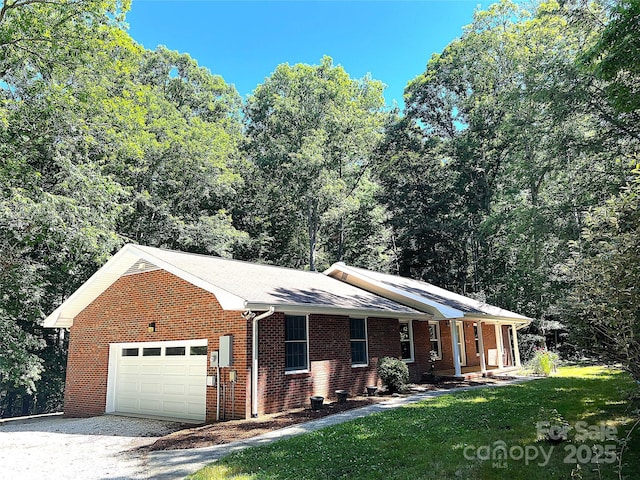 341 S Rugby Rd, Hendersonville, NC 28791 - photo 1