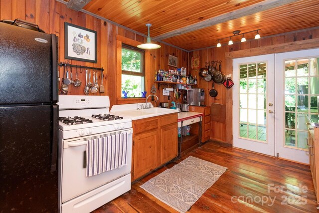 19 Hominy Branch Rd, Hendersonville, NC 28792 - photo 8