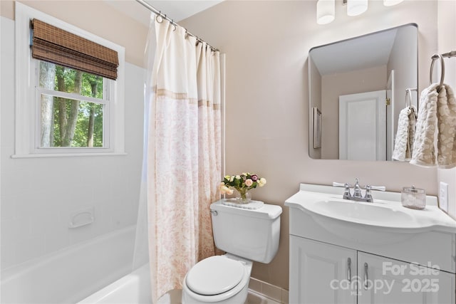 1024 Regency Dr, Charlotte, NC 28211 - bathroom with vanity and shower / bath combo