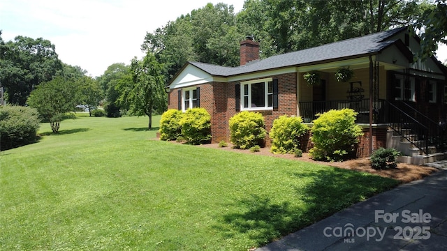 107 Byrd St, Morganton, NC 28655 - view of green lawn