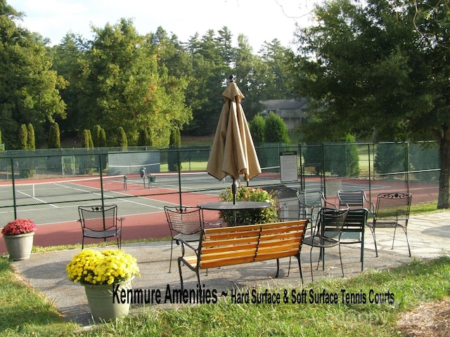 35 Stonecrest Ct, Flat Rock, NC 28731 - view of tennis court