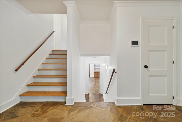 6921 Thermal Rd, Charlotte, NC 28211 - stairway with ornamental molding and baseboards