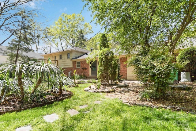 6921 Thermal Rd, Charlotte, NC 28211 - view of green lawn