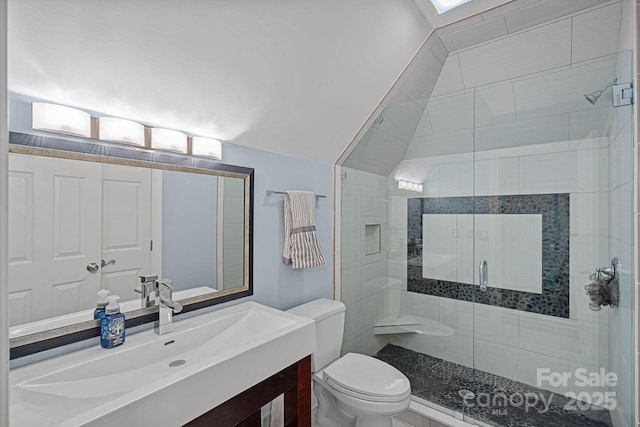 15724 Eagleview Dr, Charlotte, NC 28278 - full bath featuring a shower stall and vanity