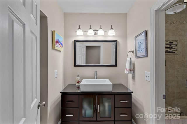 15724 Eagleview Dr, Charlotte, NC 28278 - full bath with vanity and a shower stall