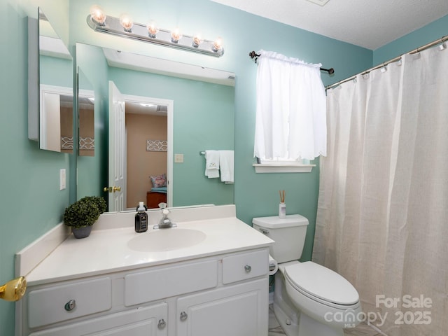11911 Brownestone View Dr, Charlotte, NC 28269 - full bathroom with vanity and curtained shower