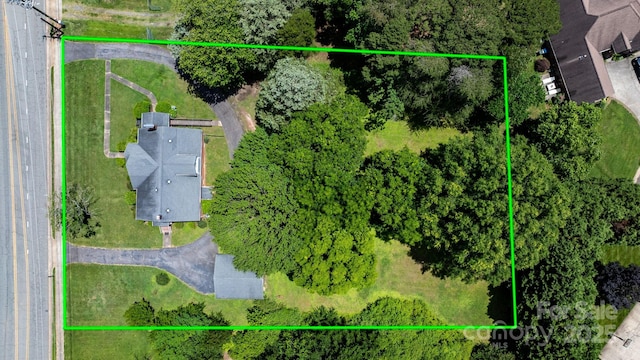 1520 21st Ave NE, Hickory, NC 28601 - aerial overview of property's location with property boundaries highlighted
