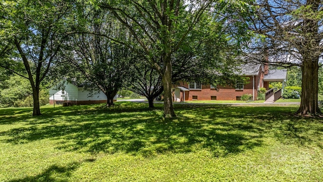 1520 21st Ave NE, Hickory, NC 28601 - view of green lawn