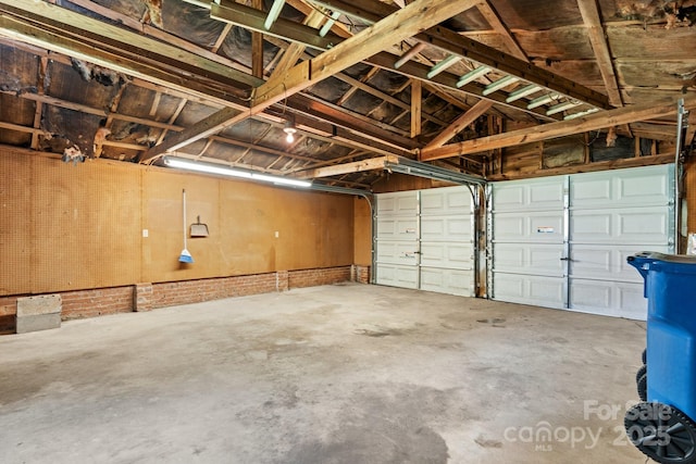 1520 21st Ave NE, Hickory, NC 28601 - view of garage