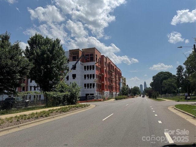 208 W 28th St, Charlotte, NC 28206