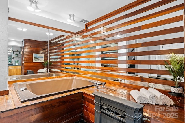 5192 Corbin Ln, Hickory, NC 28601 - bathroom with a garden tub and recessed lighting