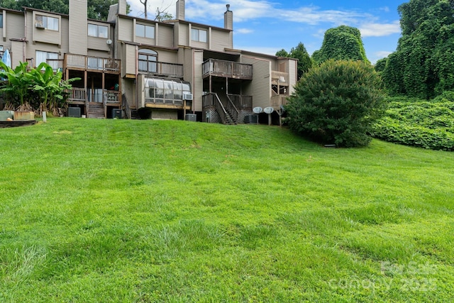 5192 Corbin Ln, Hickory, NC 28601 - view of building exterior with stairs