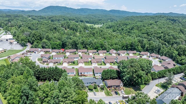 1206 Wexford Village Cir NE, Lenoir, NC 28645 - photo 27
