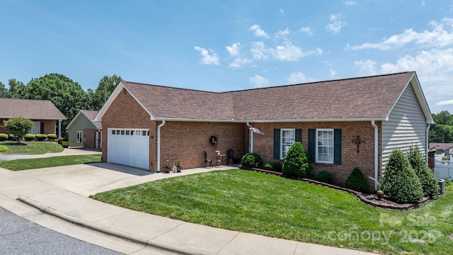 1206 Wexford Village Cir NE, Lenoir, NC 28645 - photo 1