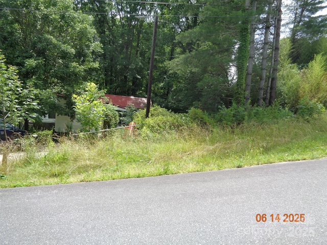 12 Whippoorwill Dr, Marion, NC 28752