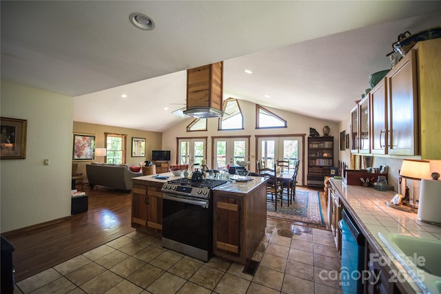 523 Lower Paw Paw Rd, Marshall, NC 28753 - photo 6