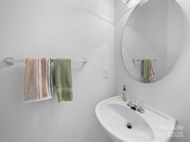 12415 Stratfield Place Cir, Pineville, NC 28134 - bathroom with a sink
