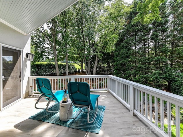 19205 Hidden Cove Ln, Cornelius, NC 28031 - view of wooden deck
