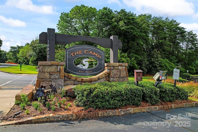 10717 Wildlife Rd, Charlotte, NC 28278 - photo 12
