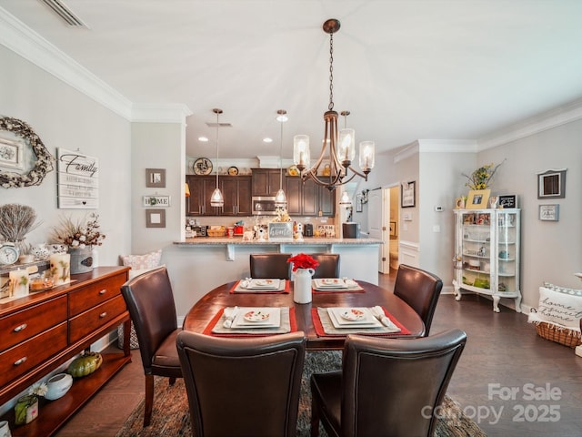 9428 Carneros Creek Rd, Charlotte, NC 28214 - dining room with a chandelier and ornamental molding