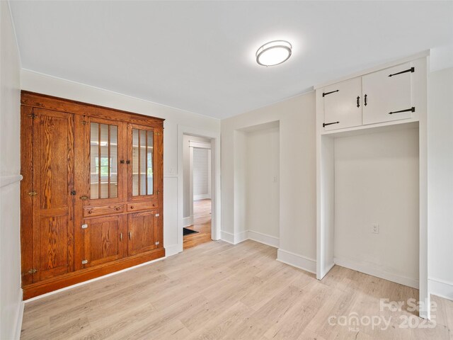 418 N Mitchell Ave, Bakersville, NC 28705 - photo 9