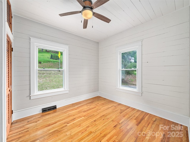 418 N Mitchell Ave, Bakersville, NC 28705 - photo 17