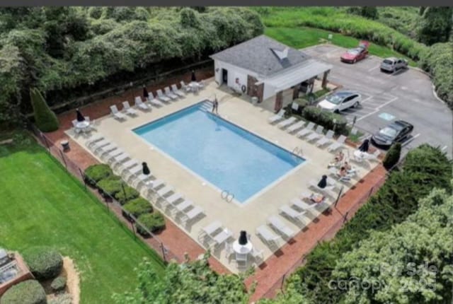 222 Ross Moore Ave, Charlotte, NC 28205 - view from above of property featuring a pool area
