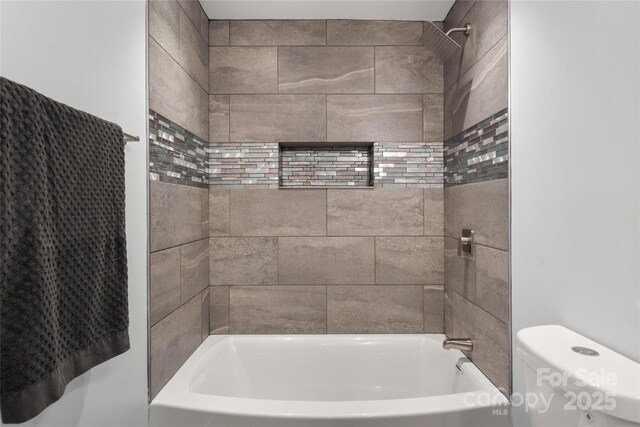 2513 Rolfe St, Hendersonville, NC 28791 - full bath with bathing tub / shower combination and toilet