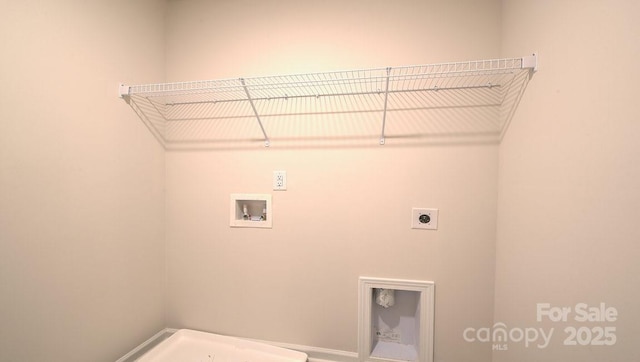 122 Sugg Trl, Weaverville, NC 28787 - washroom featuring hookup for an electric dryer and hookup for a washing machine