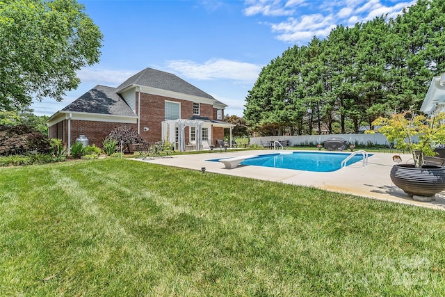 1236 James Farm Rd, Hickory, NC 28602 - view of pool featuring a fenced backyard, a patio area, and a diving board