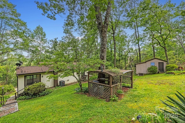 108 Deer Run Rd, Mills River, NC 28759 - view of green lawn with an outbuilding