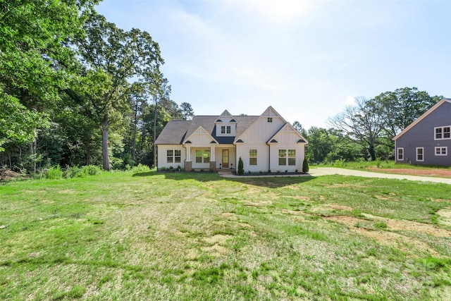 8680 Sherrills Ford Rd, Sherrills Ford, NC 28673 - modern inspired farmhouse featuring board and batten siding and a front yard