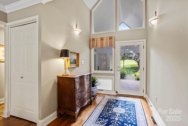104 Overlook Dr, Flat Rock, NC 28731 - entrance foyer with wood finished floors and crown molding