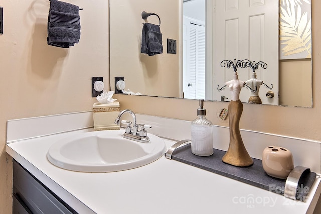 5922 Sullins Rd, Charlotte, NC 28214 - bathroom featuring vanity