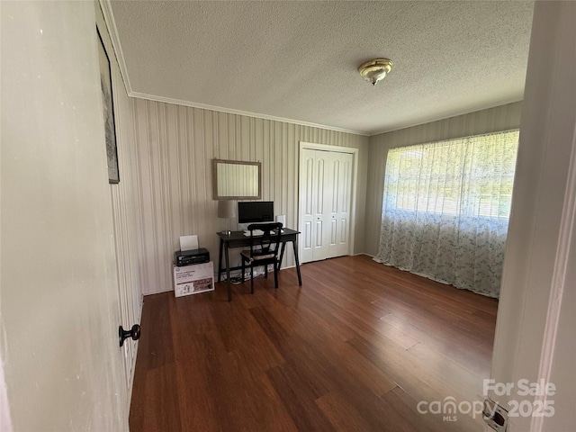 708 E St Unit 8, 9, Albemarle, NC 28001 - office space featuring crown molding, wood finished floors, and a textured ceiling