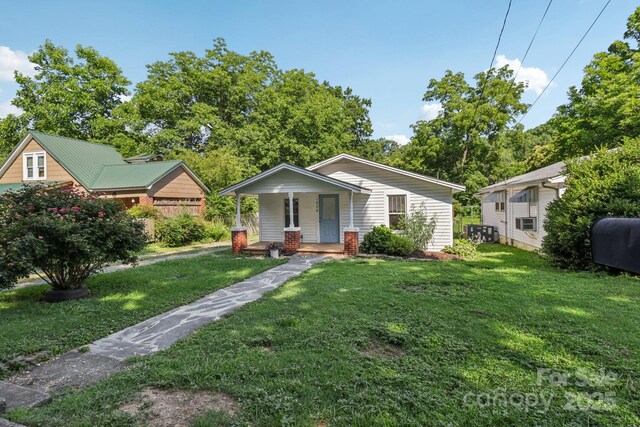 1626 W Park Ave, Albemarle, NC 28001 - bungalow with covered porch and a front lawn