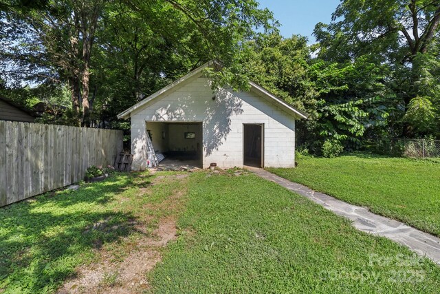 1626 W Park Ave, Albemarle, NC 28001 - view of detached garage