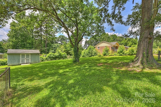 3729 Woodleaf Rd, Charlotte, NC 28205 - view of yard featuring a shed