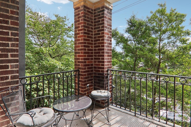 203 6th Ave W Unit 2A, Hendersonville, NC 28739 - view of balcony